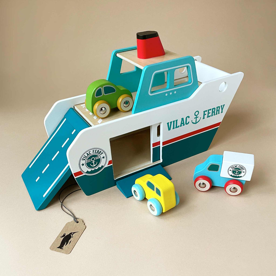 wooden-blue-and-white-ferry-boat-with-three-cars