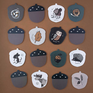 memory-cards-in-acorn-shape-and-woodland-animals-on-their-backs